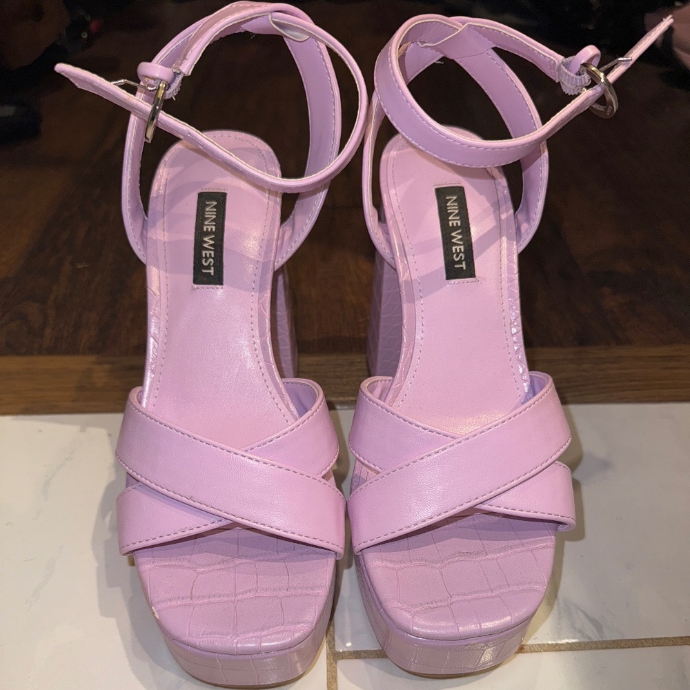 Nine West lilac platforms heels